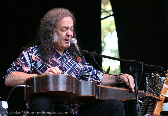 David Lindley plays his Canopus 7-string lap steel guitar