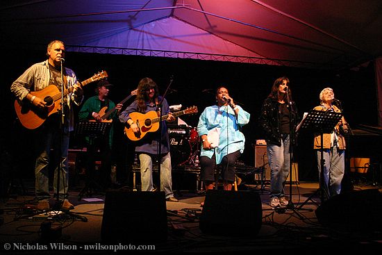 Kenny Edwards, Sam Page, Nina Gerber, Linda Tillery, Karla Bonoff and Cris Williamson perform in the Kate Wolf song set