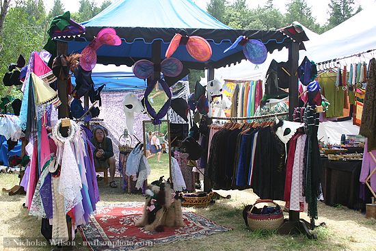 Clothing and accessories vendor