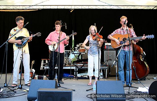 Laurie Lewis with Tom Rozum, Dirk Powell, and Kevin Wimmer.