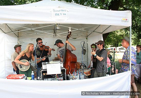 Adrienne Young and her group Little Sadie play live on Sunset Radio, the festival radio station.