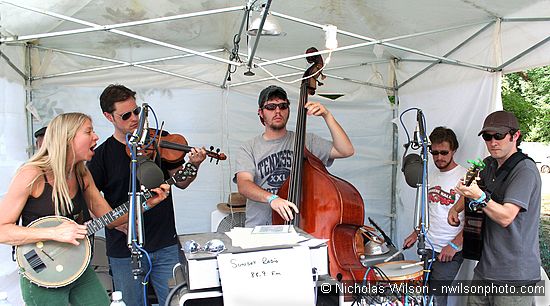 Adrienne Young and Little Sadie play live on Sunset Radio