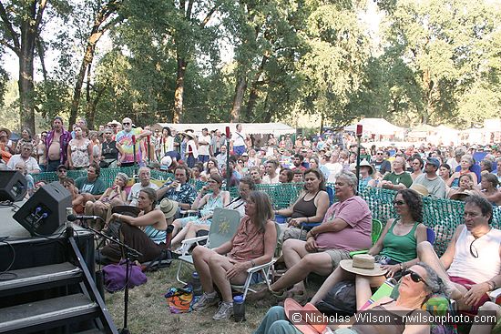 Audience for Greg Brown and Campbell Brothers Sunday evening