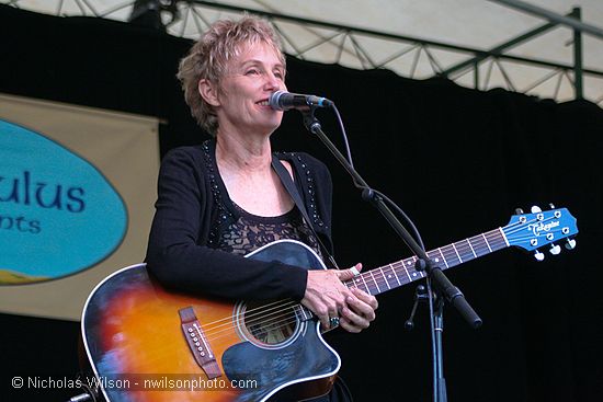 Eliza Gilkyson on the main stage at Kate Wolf Music Festival 2007