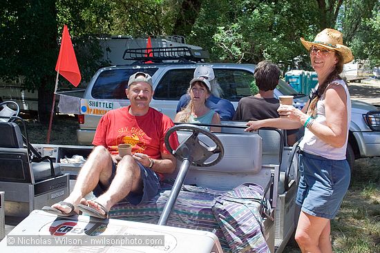 Transport volunteers backstage