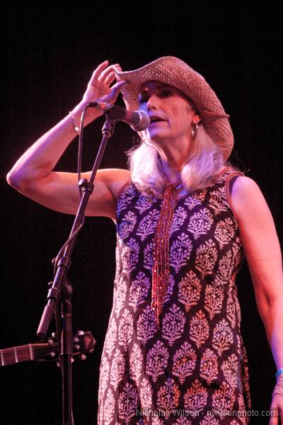 Emmy Lou Harris joins Patty Griffin