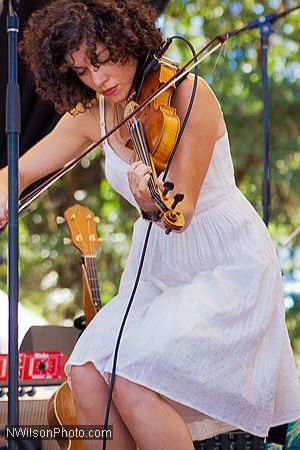 Carrie Rodriguez on the main stage Saturday afternoon