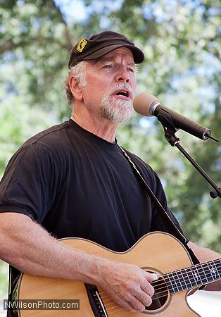 John McCutcheon on the main stage Sunday morning