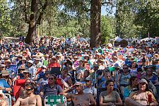 Audience for the Wailin' Jennys