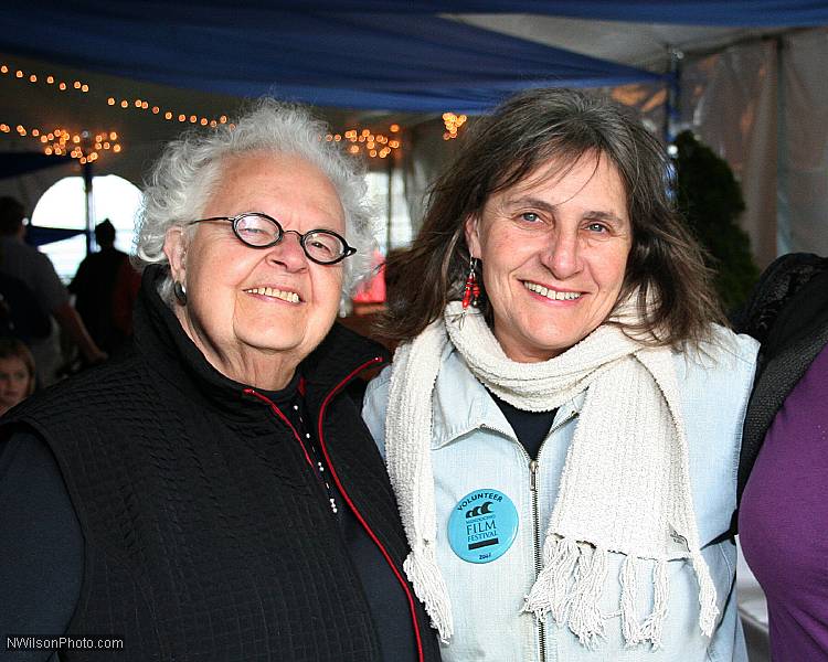 Nationally known folksinger Ronnie Gilbert, left, attended the opening reception. She was a member of the original Weavers with Pete Seeger, and now lives on the Mendocino Coast. Welcome Ronnie! With her is Lorrie LePaul.