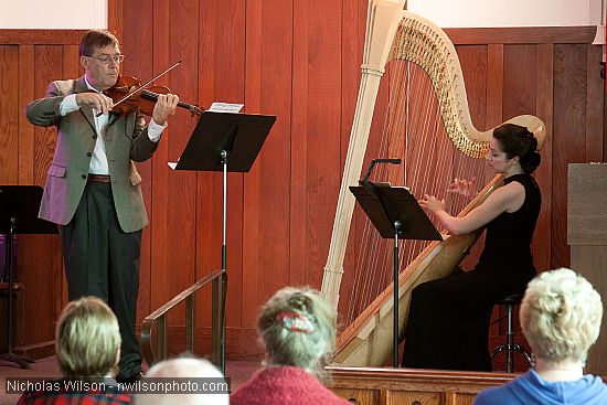 Roy Malan on violin and Anna Maria Mendietta at the harp