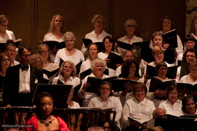 The Mendocino Music Festival Orchestra and Chorus in the final concert.