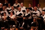 The Mendocino Music Festival Orchestra and Chorus in the final concert.