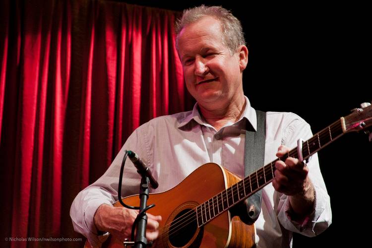 Jeff White on guitar with the Travelin' McCourys.