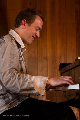 Geoffrey Keezer in solo piano performance in the MMF Jazz Series at Preston Hall.