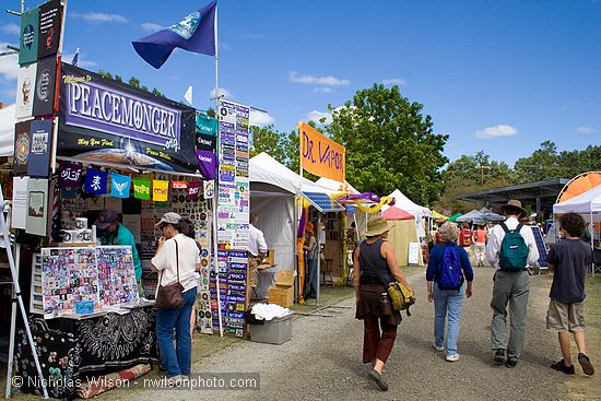 Exhibits at SolFest 2007