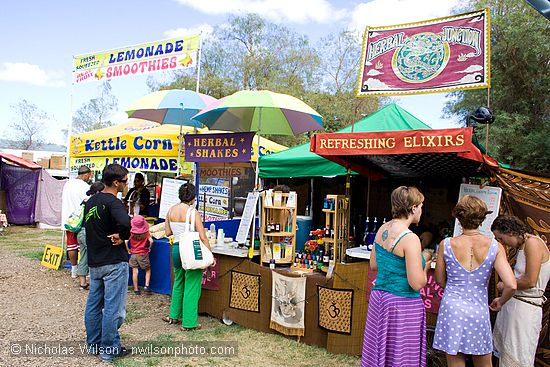 Food and drink vendors at SolFest 2007