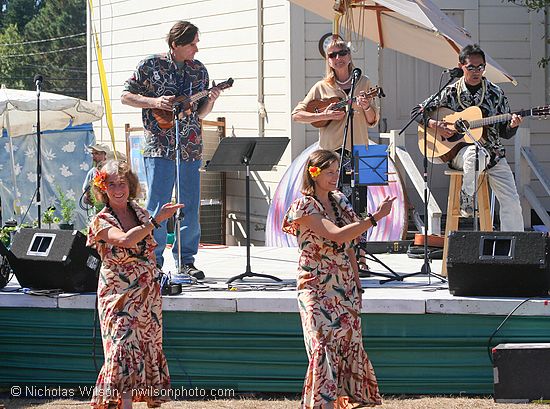 Hawaiian music and dance at Casparfest 2007