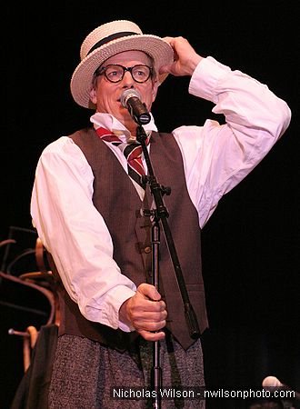 Bill Irwin in performance at Cotton Auditorium, Fort Bragg CA