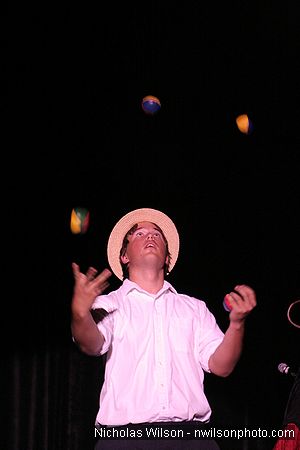 Juggler David Kosonen in performance with Bill Irwin at Cotton Auditorium, Fort Bragg CA