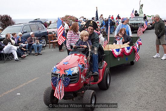 July 4, 2009 parade and festivities in Mendocino CA.