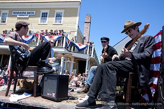 July 4, 2010 parade in Mendocino CA